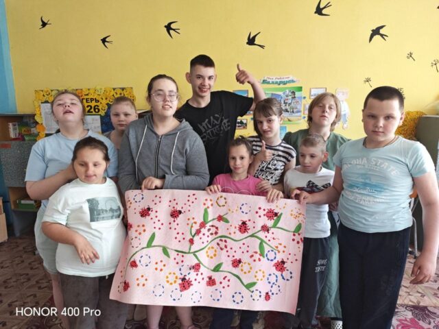 Четвёртый день в лагере: увлекательное наблюдение за насекомыми